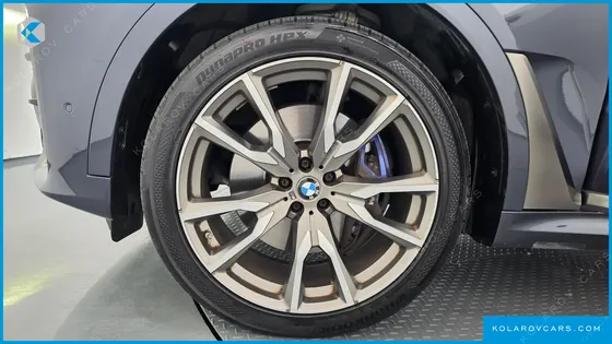BMW X7 M50I 6STR