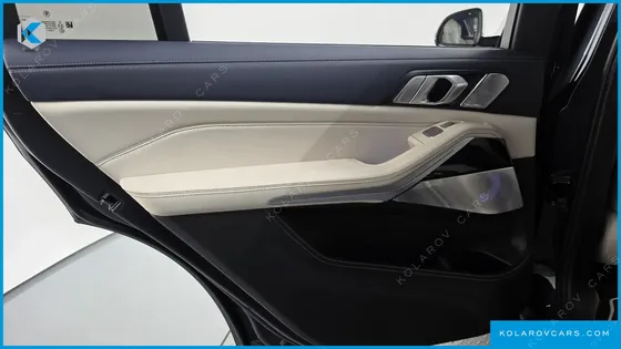 BMW X7 M50I 6STR