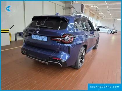 BMW IX3 M SPORTS
