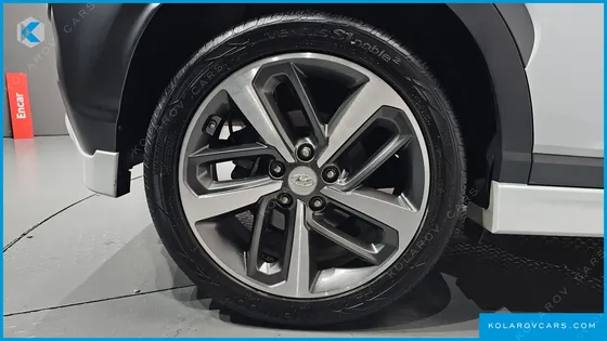 HYUNDAI KONA 1.6 TURBO 2WD FLUX