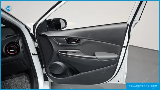 HYUNDAI KONA 1.6 TURBO 2WD FLUX
