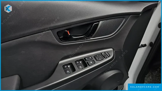 HYUNDAI KONA 1.6 TURBO 2WD FLUX