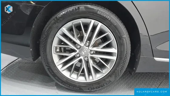 HYUNDAI GRANDEUR 2.4 PREMIUM