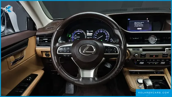 LEXUS ES PREMIUM