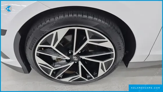HYUNDAI IONIQ 6 LONG RANGE
