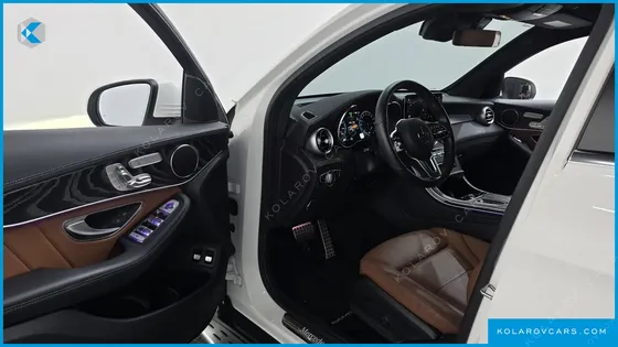 MERCEDES GLC-CLASS GLC300E 4MATIC COUPE