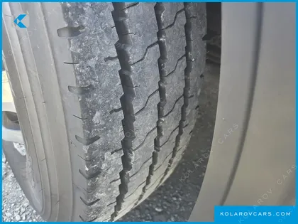 HYUNDAI EXCEED 10X4