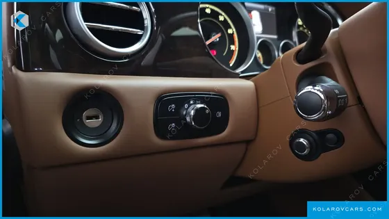 BENTLEY FLYING SPUR 4.0