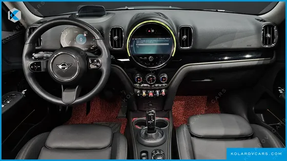 MINI COUNTRYMAN CLASSIC PLUS LAUNCH PACK