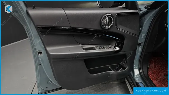 MINI COUNTRYMAN CLASSIC PLUS LAUNCH PACK