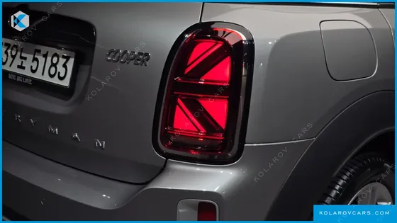 MINI COUNTRYMAN CLASSIC PLUS LAUNCH PACK