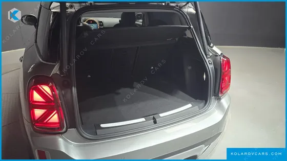 MINI COUNTRYMAN CLASSIC PLUS LAUNCH PACK
