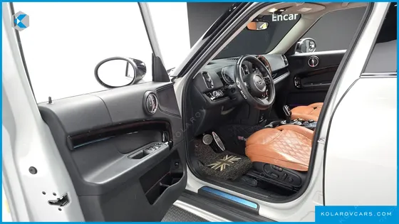 MINI COUNTRYMAN CLASSIC PLUS