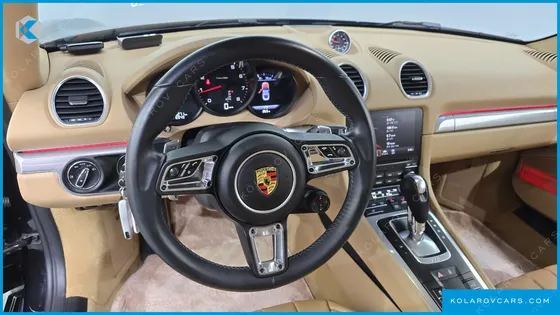 PORSCHE 718 2.0
