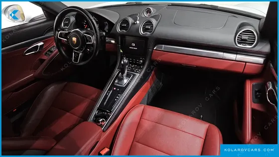 PORSCHE 718 2.0