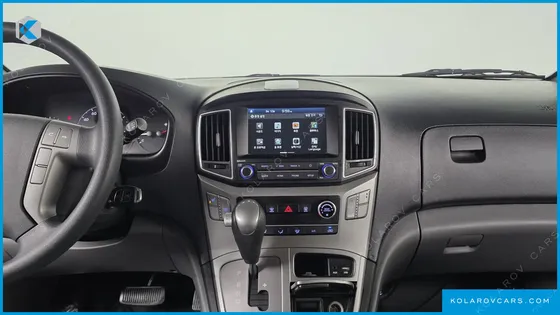 HYUNDAI STAREX 12-SEATER LPI
