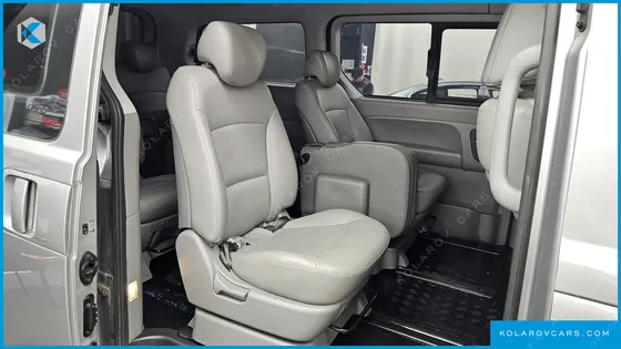 HYUNDAI STAREX WAGON 11-SEATER