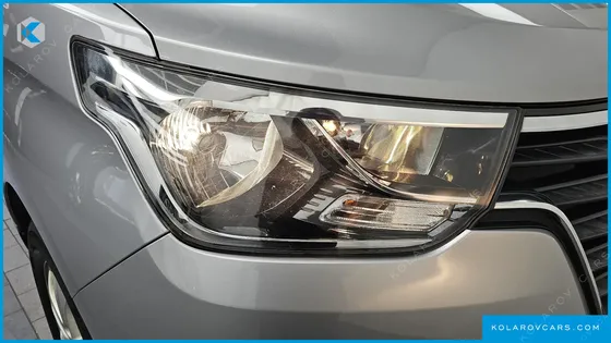 HYUNDAI STAREX WAGON 11-SEATER