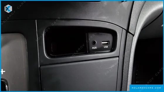 HYUNDAI STAREX WAGON 11-SEATER