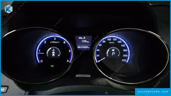 HYUNDAI TUCSON DIESEL 2WD LX20