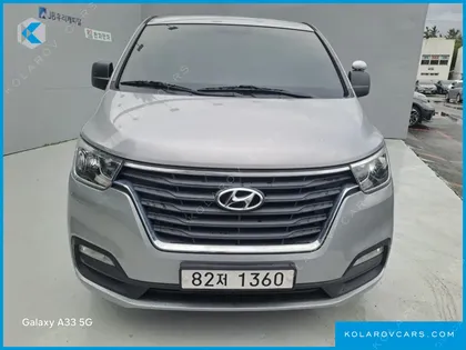 HYUNDAI STAREX VAN 3-SEATER