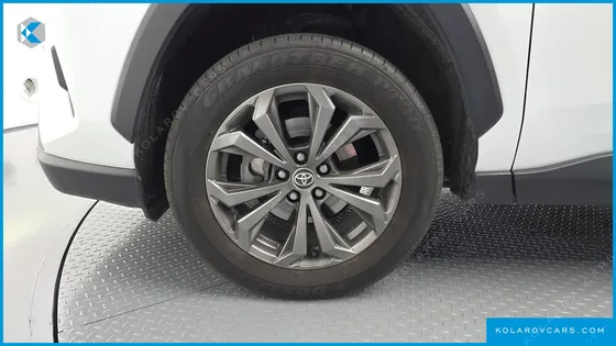 TOYOTA RAV4 2,5 4WD HYBRID LTD