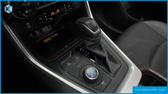 TOYOTA RAV4 2,5 4WD HYBRID LTD