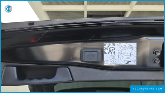 TOYOTA RAV4 2,5 4WD HYBRID LTD