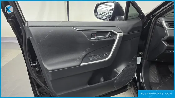 TOYOTA RAV4 2,5 4WD HYBRID LTD