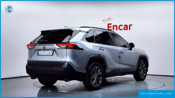 TOYOTA RAV4 2.5 2WD HYBRID XLE