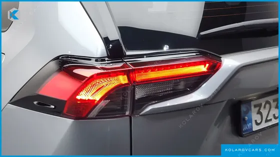 TOYOTA RAV4 2.5 2WD HYBRID XLE