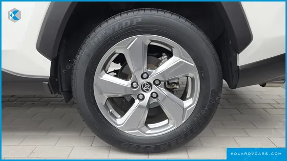 TOYOTA RAV4 2.5 2WD HYBRID