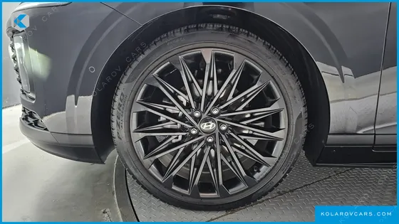 HYUNDAI GRANDEUR 2,5 GASOLINE 2WD