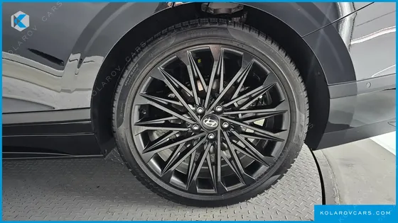HYUNDAI GRANDEUR 2,5 GASOLINE 2WD