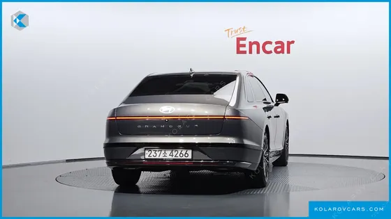 HYUNDAI GRANDEUR 2,5 GASOLINE 2WD
