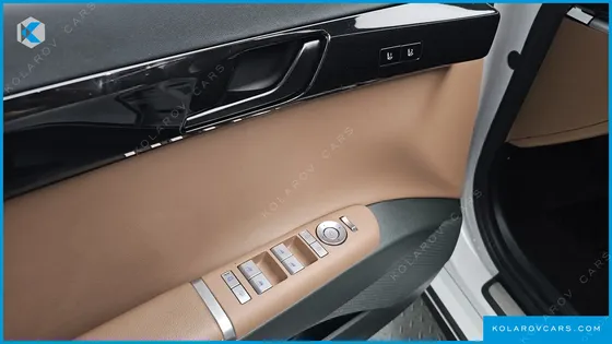 HYUNDAI GRANDEUR 2,5 GASOLINE 2WD