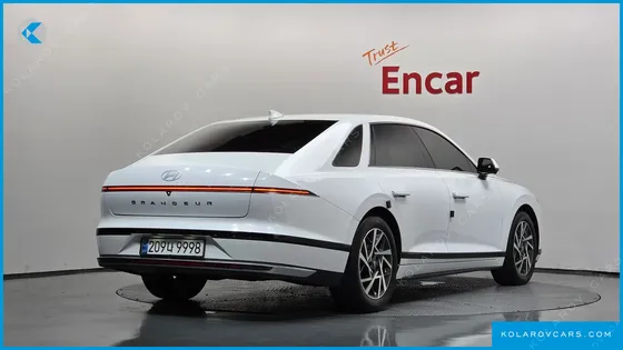 HYUNDAI GRANDEUR 2,5 GASOLINE 2WD
