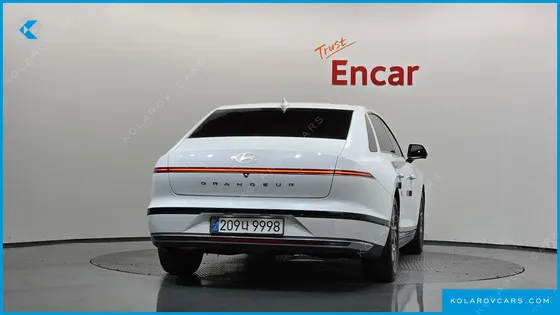 HYUNDAI GRANDEUR 2,5 GASOLINE 2WD