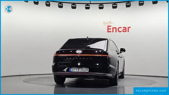 HYUNDAI GRANDEUR 2,5 GASOLINE 2WD