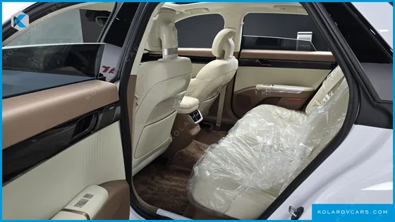 HYUNDAI GRANDEUR 2,5 GASOLINE 2WD