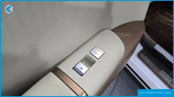 HYUNDAI GRANDEUR 2,5 GASOLINE 2WD