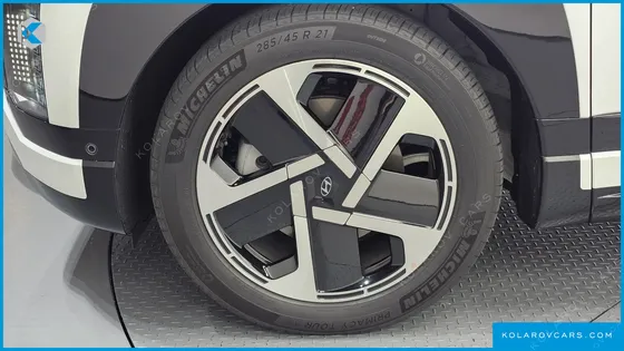 HYUNDAI IONIQ 9 CRUISE TYPE 2WD
