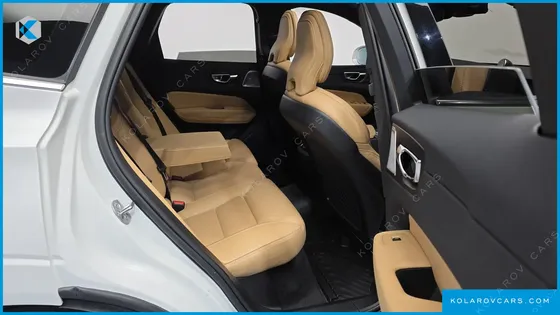 VOLVO XC60 B5 INSCRIPTION