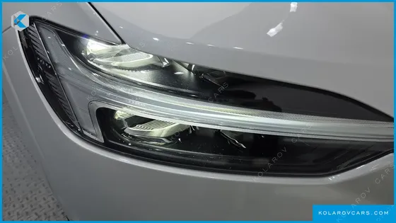 VOLVO XC60 B5 INSCRIPTION