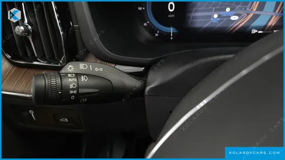 VOLVO XC60 B5 INSCRIPTION