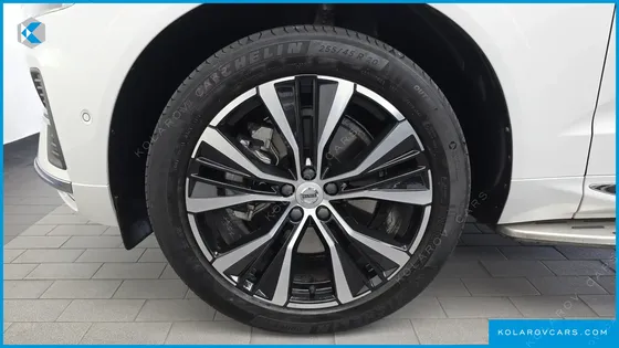 VOLVO XC60 B6 ULTIMATE BRIGHT