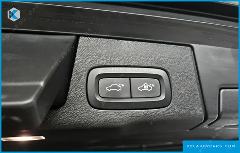 VOLVO XC60 B6 ULTIMATE BRIGHT