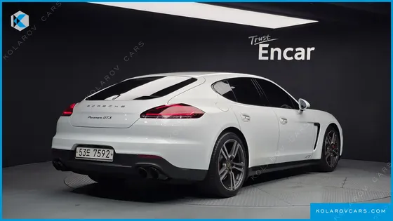 PORSCHE PANAMERA 4.8 GTS