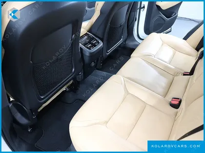 VOLVO XC60 B6 ULTRA BRIGHT