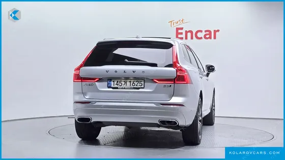 VOLVO XC60 B5 INSCRIPTION